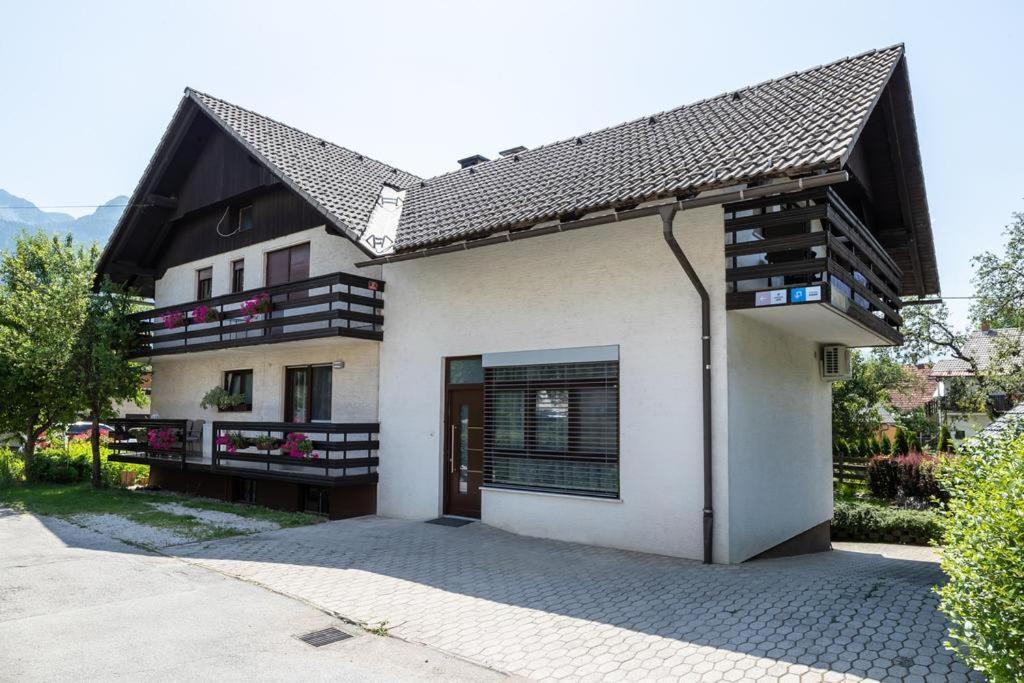 Apartment Kolman Бохінь Екстер'єр фото